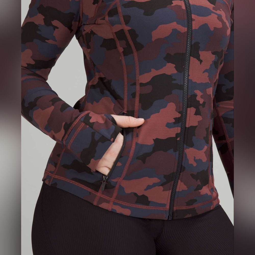 Like new! Lululemon Define Jacket - 12